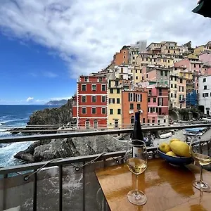 Il Mare In Casa Apartment